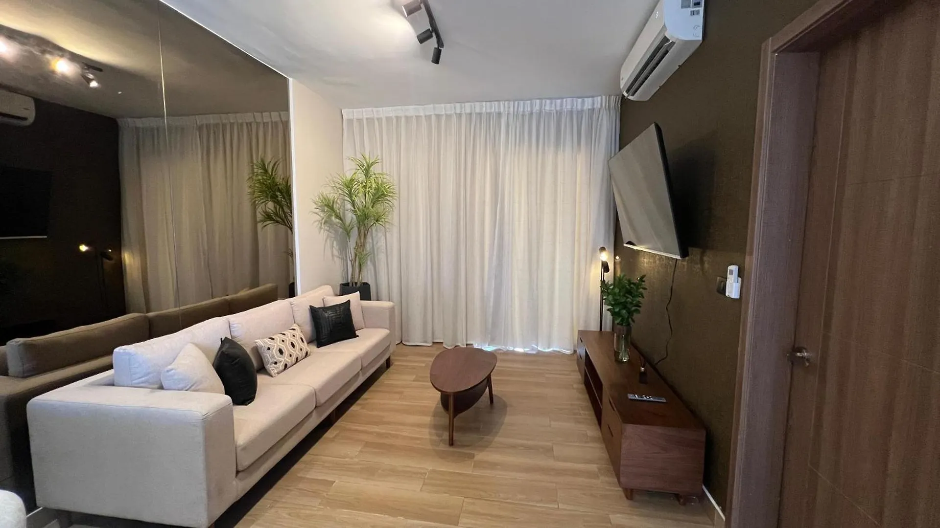 Downtown Punta Cana Central Park 1 Bedroom & Sofa Bed B-302-2 República Dominicana